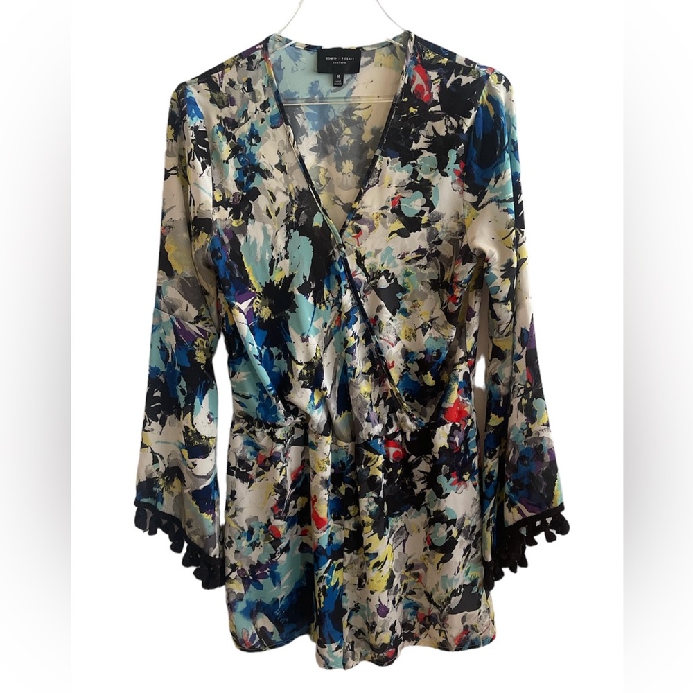 ROMEO & JULIET COUTURE Floral Pom Pom Romper EUC SZ Medium